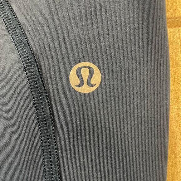 Lululemon Run Inspire Crop II Women’s Size 4 Navy High Rise 22” Leggings - Picture 11 of 11